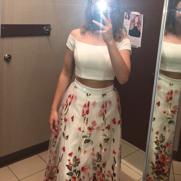 Meet your Posher, Autumn - Picture 3 of 3